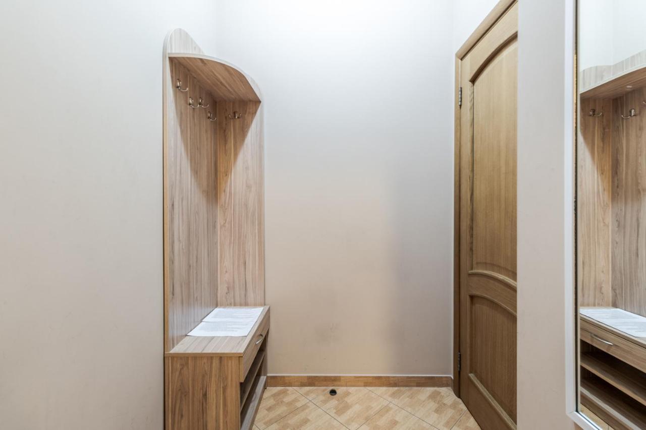 Apartment On Stavropihiiska Street 3 Lviv Exterior photo