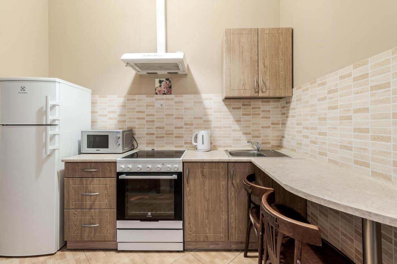 Apartment On Stavropihiiska Street 3 Lviv Exterior photo